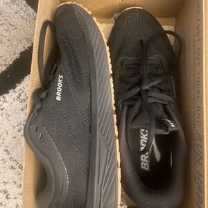 Brooks Women's Revel 7 Shoes